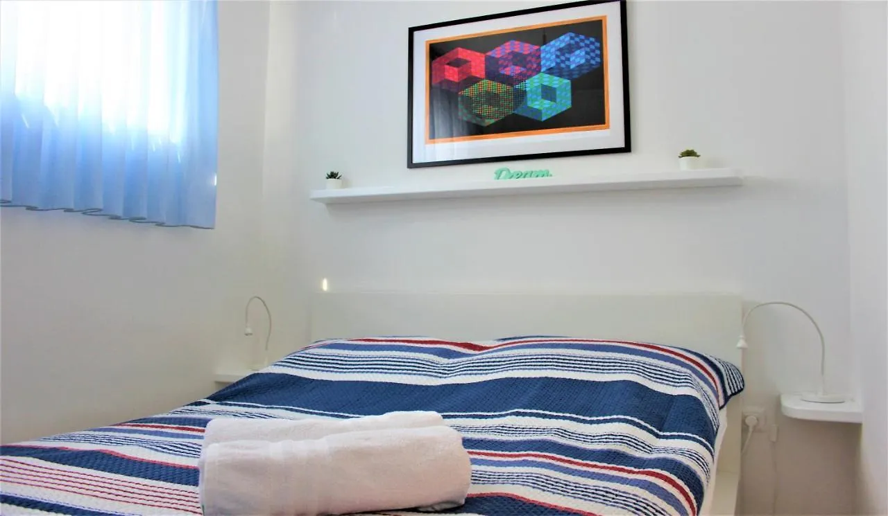 Adris Apartment - Private Parking Zadar Croatia