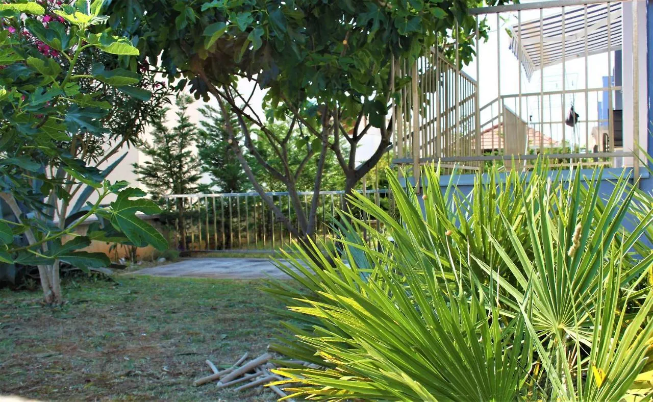 Adris Apartment - Private Parking Zadar